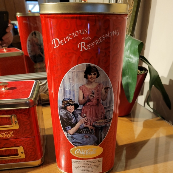Coca-Cola tin collection - Picture 14 of 15